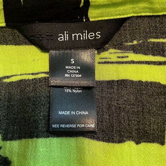 NWT Ali Miles Womens Neon Green Black Brush Stroke Print 3/4 Sleeve Blouse - Picture 8 of 9